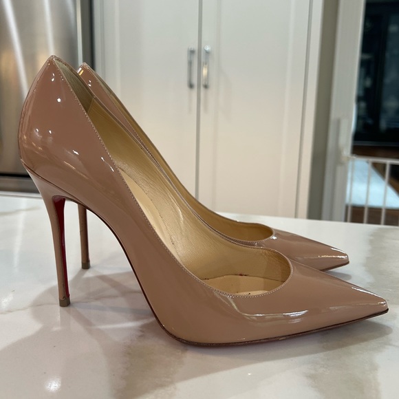 Christian Louboutin Decollete 554 100 Patent Leather Nude Pumps Size 39 EU - Picture 12 of 16